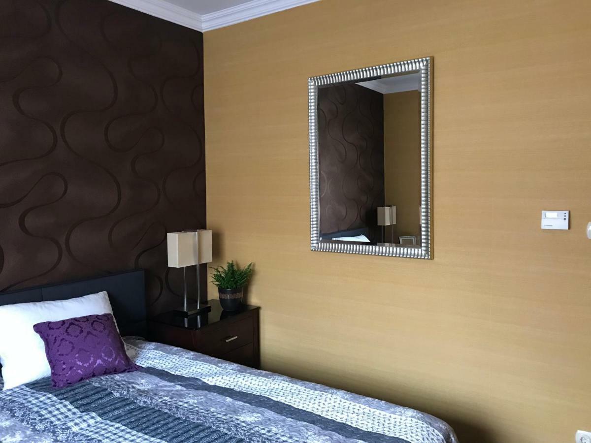 Eden Apartman Algyo Екстериор снимка