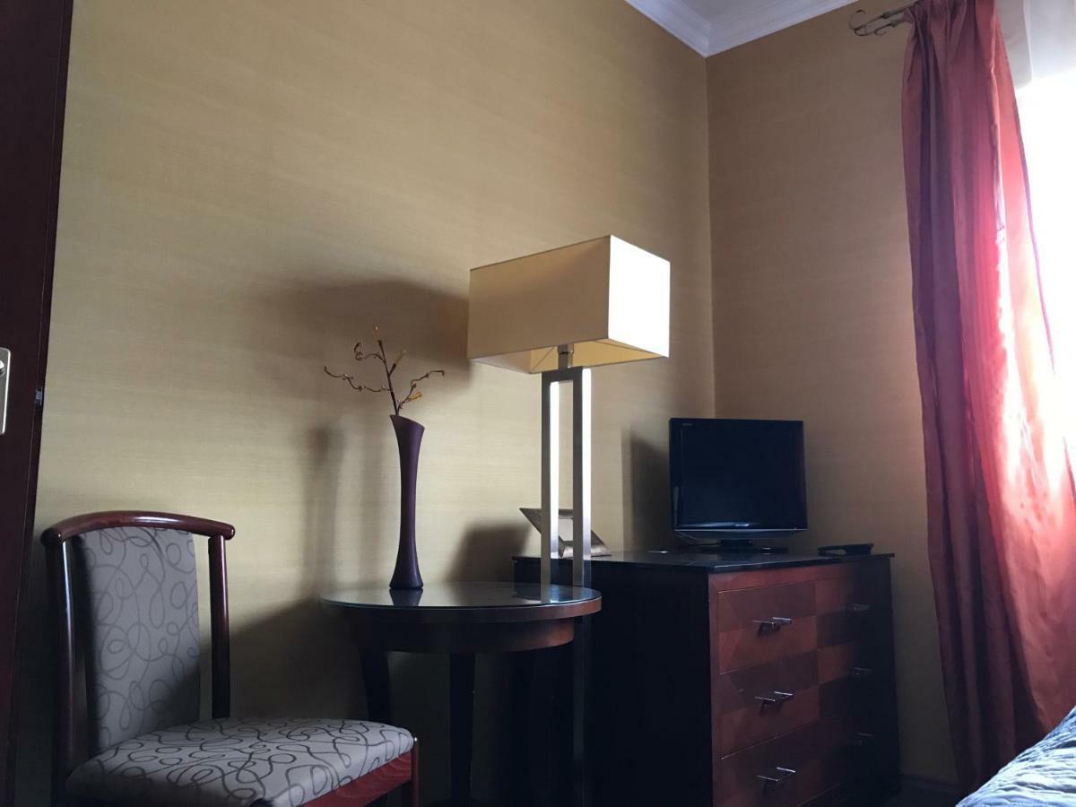 Eden Apartman Algyo Екстериор снимка